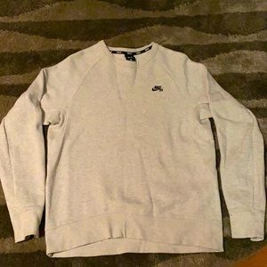 Nike SB crew neck sweatshirt